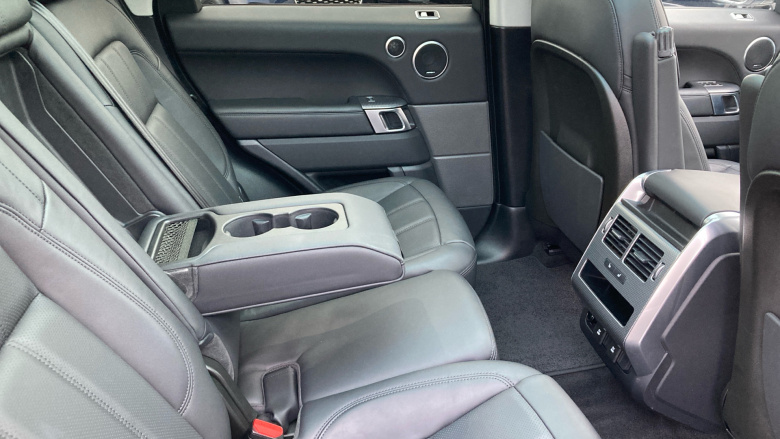 Land Rover Range Rover Sport 2.0 P400e HSE Dynamic 5dr Auto Estate